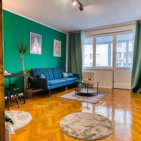 Hacienda Royal Palace - Central Designer Apartment Bucureşti Ngoại thất bức ảnh