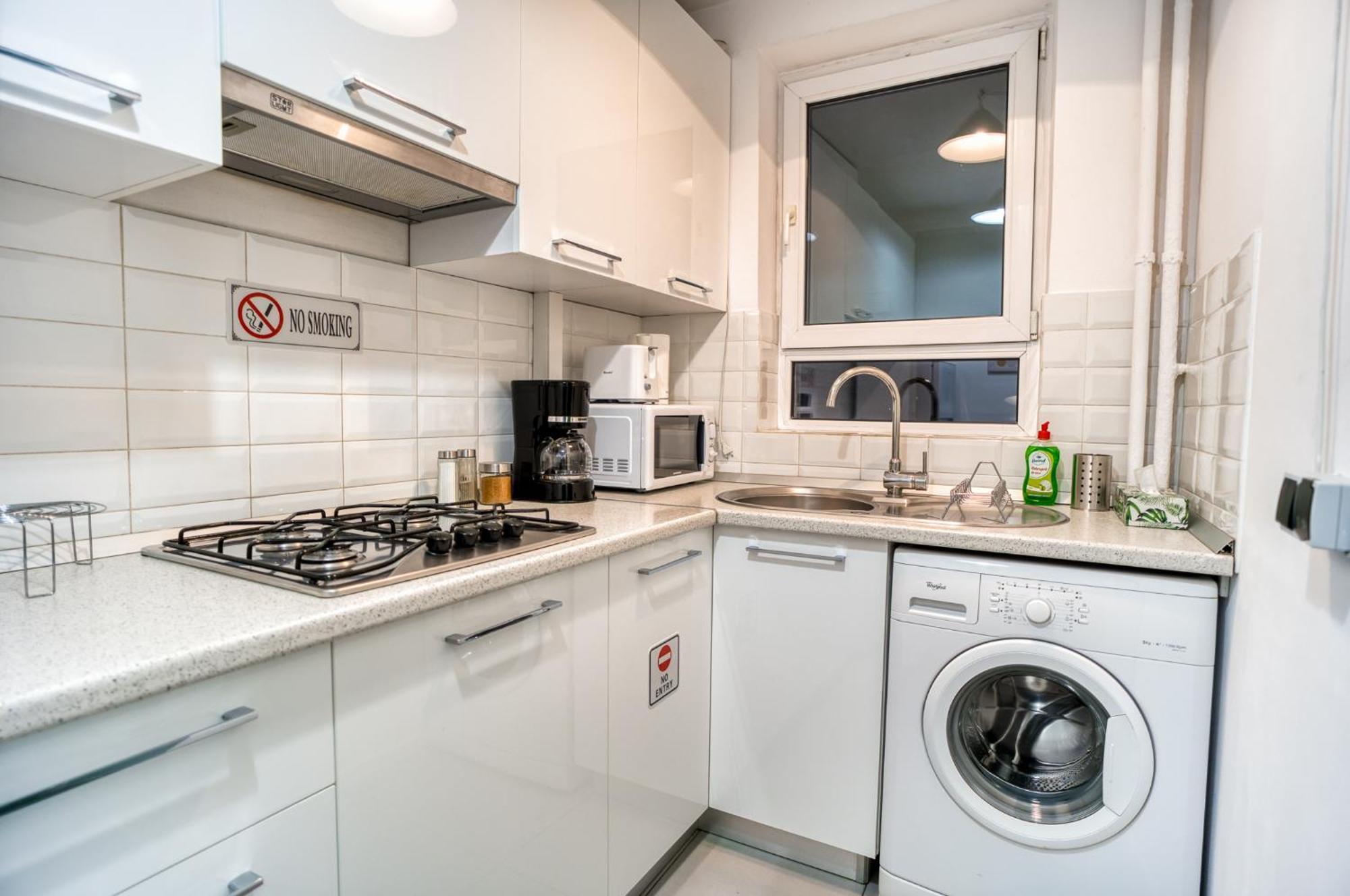 Hacienda Royal Palace - Central Designer Apartment Bucureşti Ngoại thất bức ảnh
