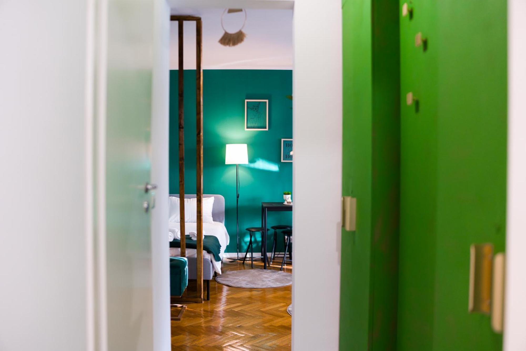 Hacienda Royal Palace - Central Designer Apartment Bucureşti Ngoại thất bức ảnh