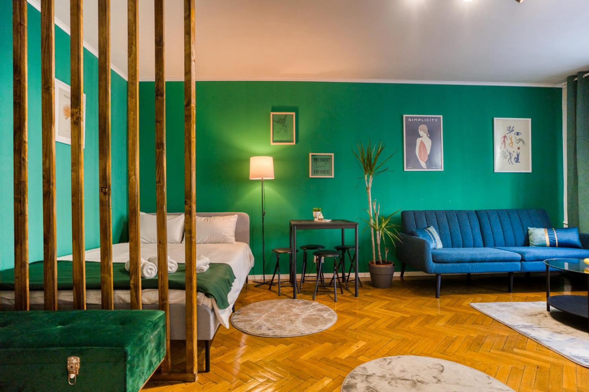 Hacienda Royal Palace - Central Designer Apartment Bucureşti Ngoại thất bức ảnh