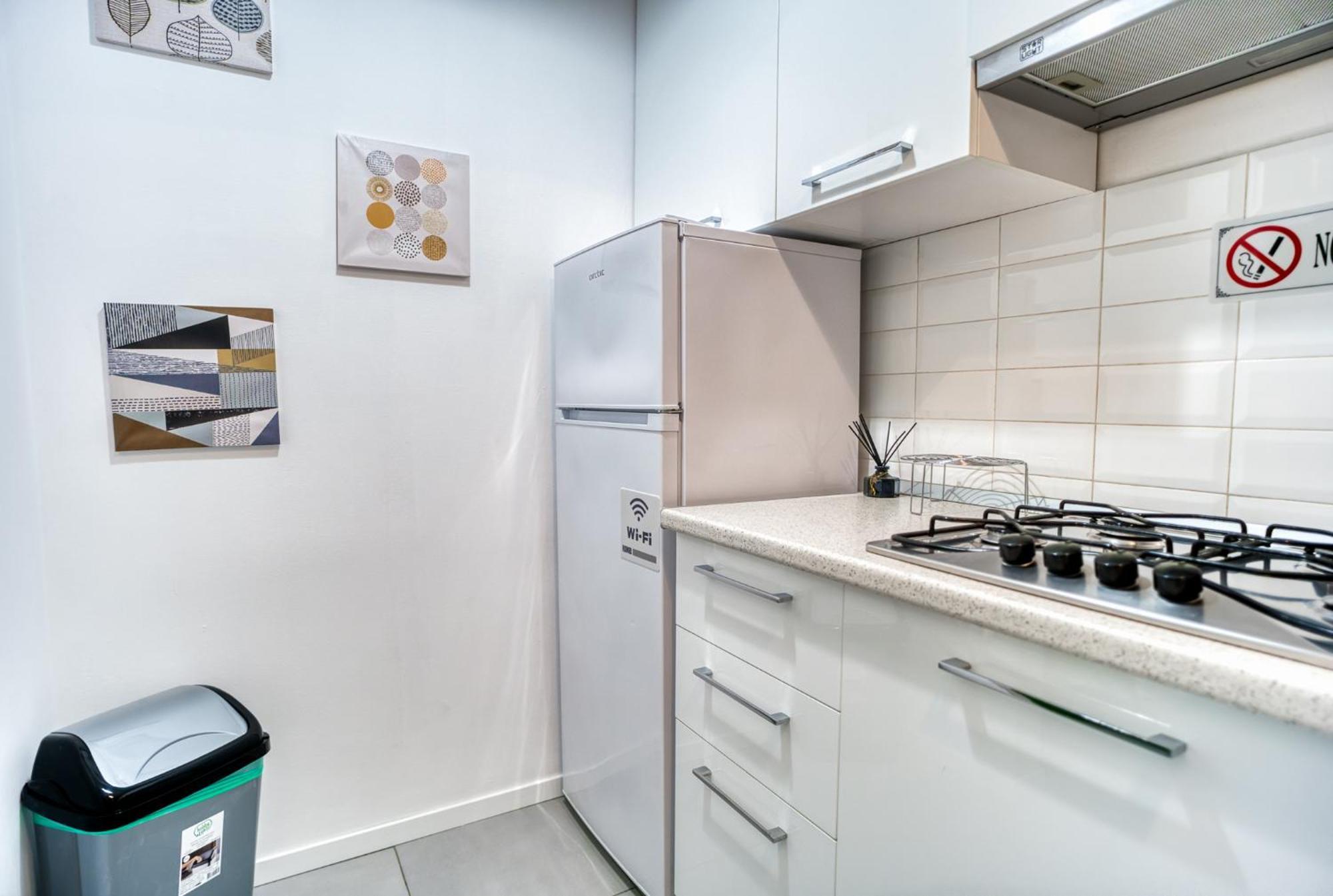 Hacienda Royal Palace - Central Designer Apartment Bucureşti Ngoại thất bức ảnh
