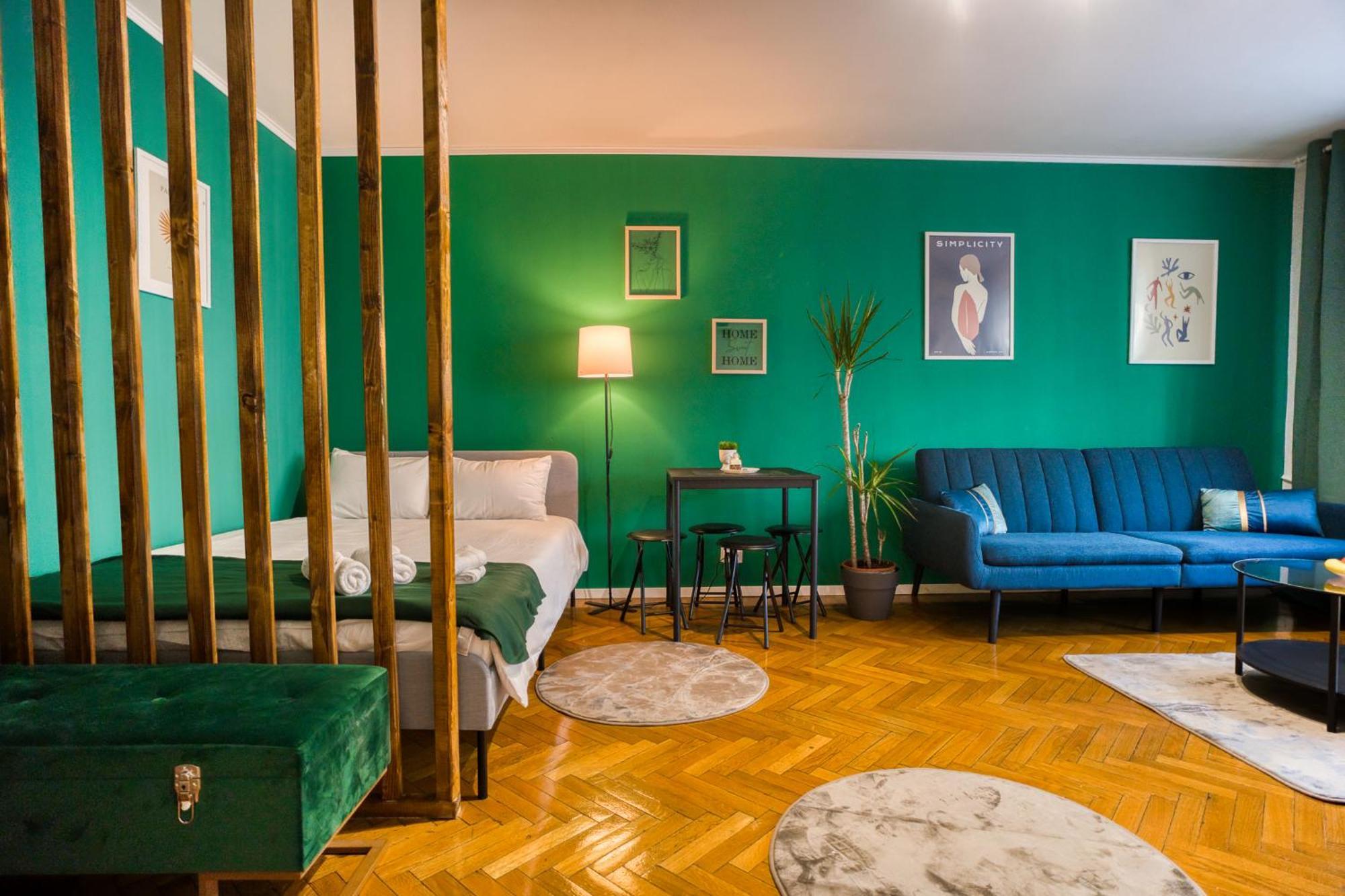 Hacienda Royal Palace - Central Designer Apartment Bucureşti Ngoại thất bức ảnh